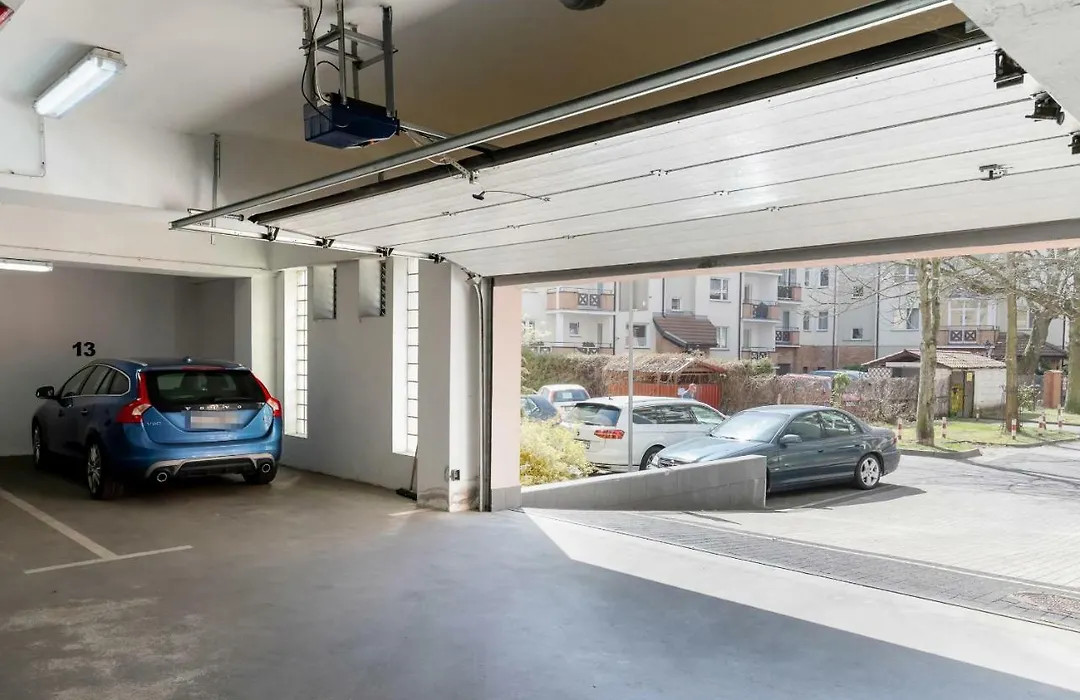 Spacerowa Apartments With Parking By Noclegi Renters-1