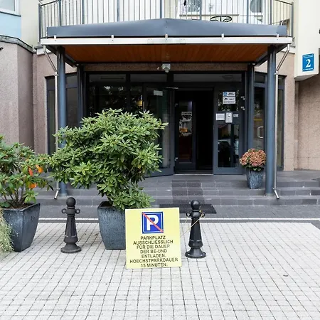 Spacerowa Apartments With Parking By Noclegi Renters-3